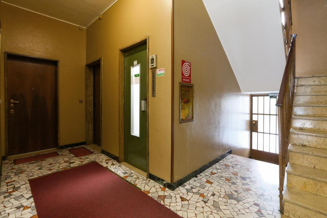 Primopiano - Carlone Apartment Milan Bagian luar foto