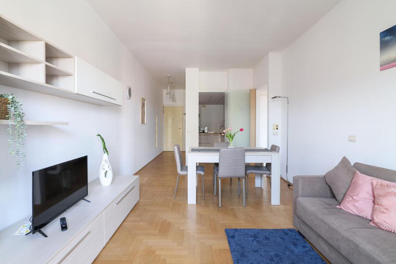 Primopiano - Carlone Apartment Milan Bagian luar foto