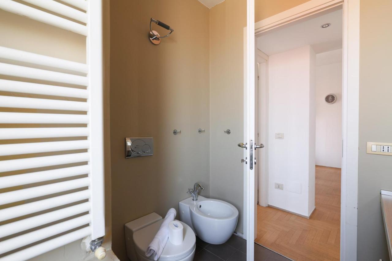 Primopiano - Carlone Apartment Milan Bagian luar foto
