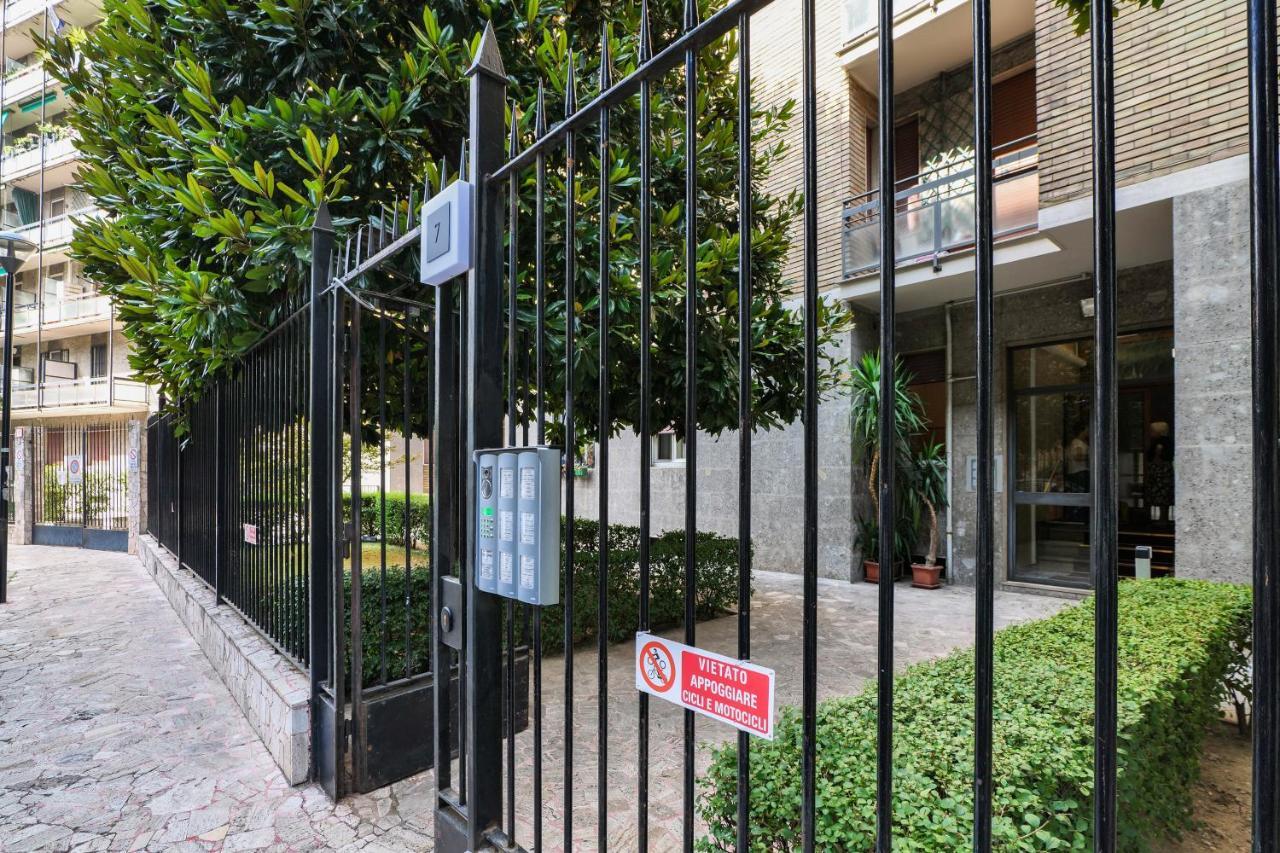 Primopiano - Carlone Apartment Milan Bagian luar foto
